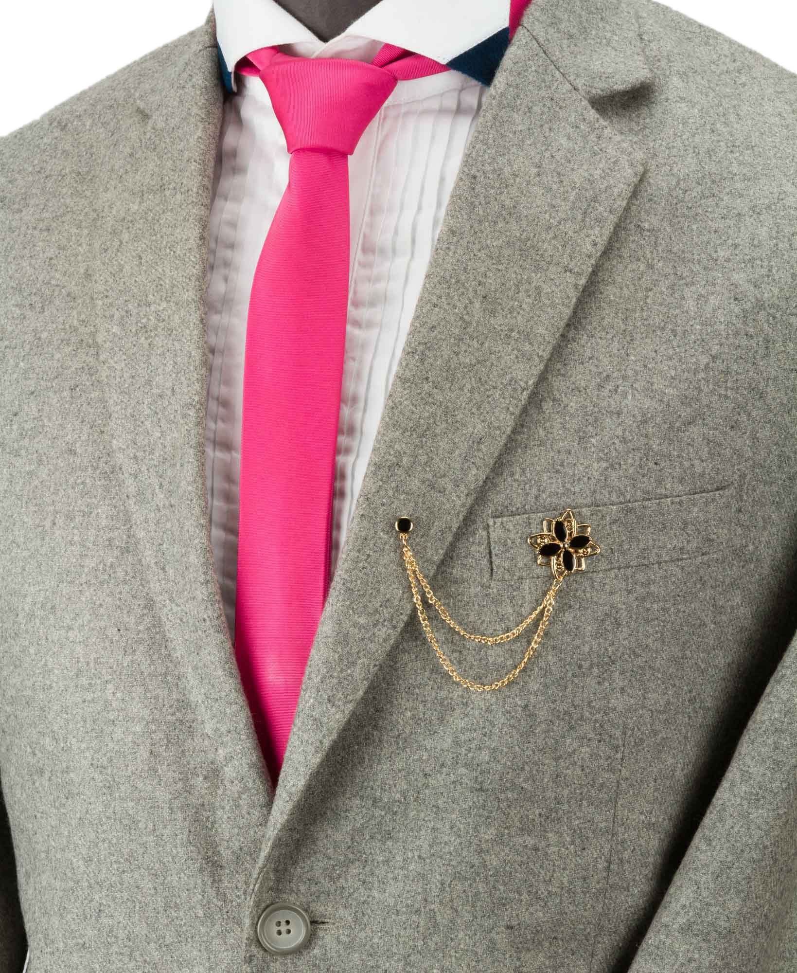 Spiral Star Brooch with Hanging Chain, Elegant Design